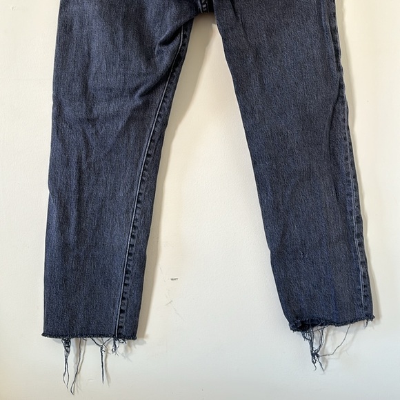 Levi’s 501 Crop Jeans Get Off My Cloud Black Denim Jeans Size 29 - Picture 9 of 12